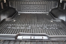 Isuzu D-Max 2.5 Utah Vision Twin Turbo Double Cab 4x4 Pick Up Fitted Solid Sided Canopy - Thumb 7