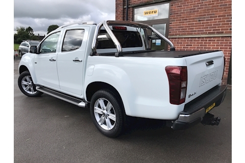 D-Max Utah Double Cab 4x4 Pick Up Fitted Roll Lid and Style Bar 1.9 4dr Pickup Automatic Diesel