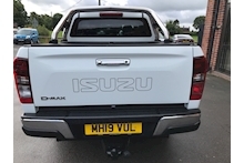 Isuzu D-Max 1.9 Utah Double Cab 4x4 Pick Up Fitted Roll Lid and Style Bar - Thumb 2
