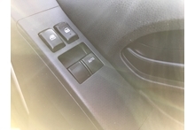 Isuzu D-Max 2.5 Extended Cab 4x4 Pick Up - Thumb 11