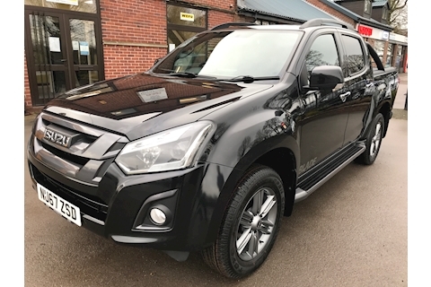 D-Max Blade Double Cab 4x4 Pickup Fitted Roller Lid + Style Bar EU6 164 ps 1.9 4dr Pickup Automatic Diesel
