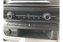 Vauxhall Vivaro 1.5 Turbo D 2900 Dynamic L2 H1 LWB 100ps - Thumb 13