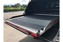 Toyota Hilux 2.4 D-4D Invincible X Double Cab 4x4 Pick Up Euro 6 with Canopy - Thumb 7