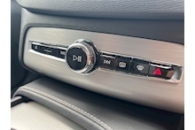 Volvo XC90 2.0 B5 MHEV Momentum Pro 7 Seat AWD - Thumb 16