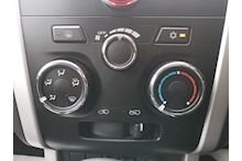 Isuzu D-Max D-Max XTR Nav Plus Colour Edition Double Cab 4x4 Pick Up Euro 6 1.9 4dr Pickup Automatic Diesel 1.9 - Thumb 16