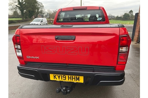 D-Max Fury Double Cab 4x4 Pick Up Fitted Roller Lid EURO 6 1.9 4dr Pickup Manual Diesel