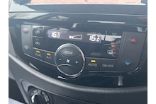 Nissan Navara 2.3 dCi N-Connecta Double Cab 4x4 Pick Up - Thumb 16