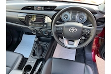Toyota Hilux 2.4 D-4D Active Single Cab 4x4 Pick Up - Thumb 8