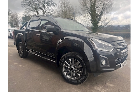 Isuzu D-Max Blade Double Cab 4x4 Pick Up Euro 6