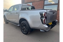 Isuzu D-Max 1.9 V-Cross Double Cab 4x4 Pick Up - Thumb 3