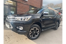 Toyota Hilux 2.4 D-4D Invincible X Double Cab 4x4 Pick Up - Thumb 3