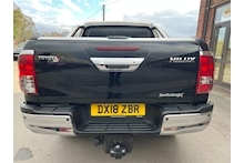 Toyota Hilux 2.4 D-4D Invincible X Double Cab 4x4 Pick Up - Thumb 5