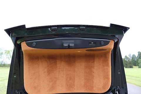 Flying Spur W12 Mulliner Saloon 6.0 Automatic Petrol