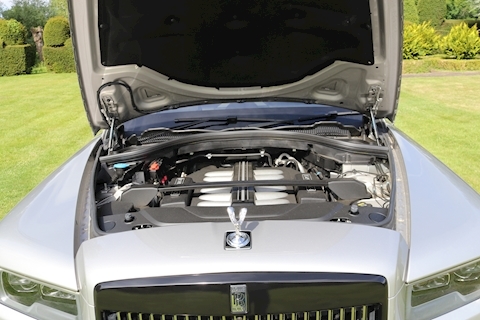 6.75 V12 SUV 5dr Petrol Auto 4WD (563 bhp)