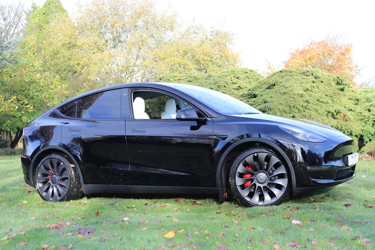 Used 2022 Tesla Model Y Performance Awd For Sale in Buckinghamshire ...