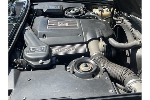 6 Door stretch limo Saloon 6.8 Automatic Petrol