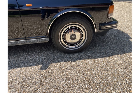 6 Door stretch limo Saloon 6.8 Automatic Petrol