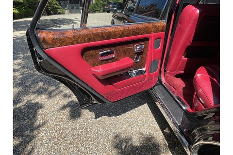 6 Door stretch limo Saloon 6.8 Automatic Petrol