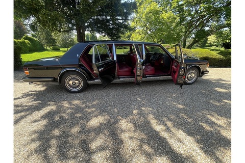 6 Door stretch limo Saloon 6.8 Automatic Petrol