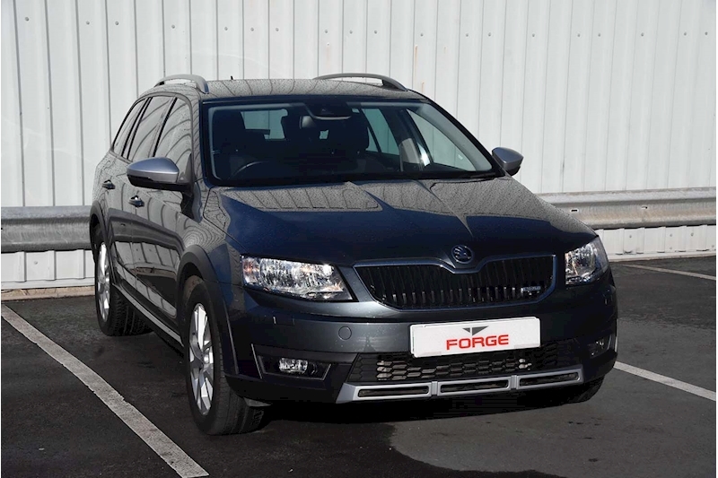 Skoda Octavia Scout Tdi Dsg Estate 2.0 Semi Auto Diesel