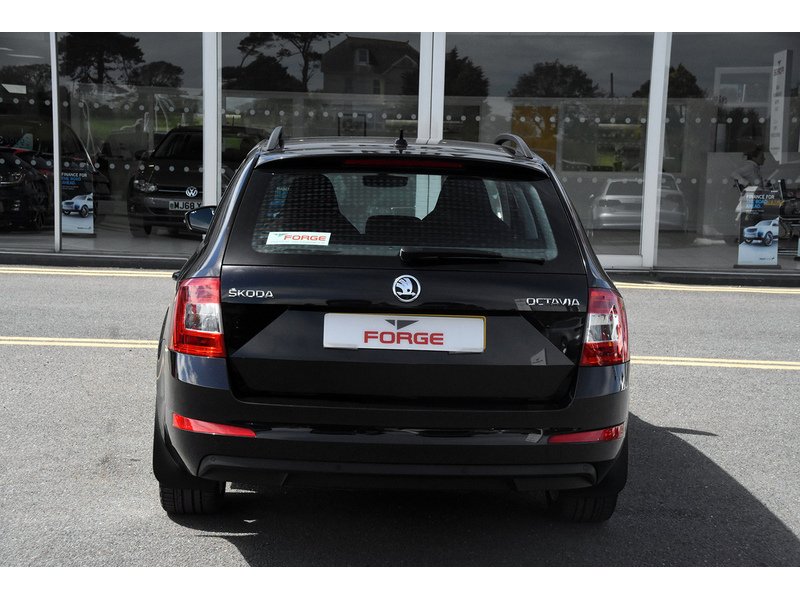Skoda Octavia Se Sport Tdi Estate 1.6 Manual Diesel