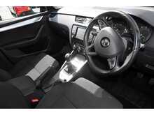 17/17 Skoda Octavia SE Sport TDI