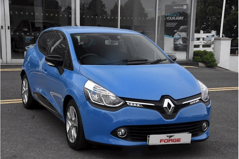 Renault Clio Dynamique Medianav Tce Eco2 Hatchback 0.9 Manual Petrol