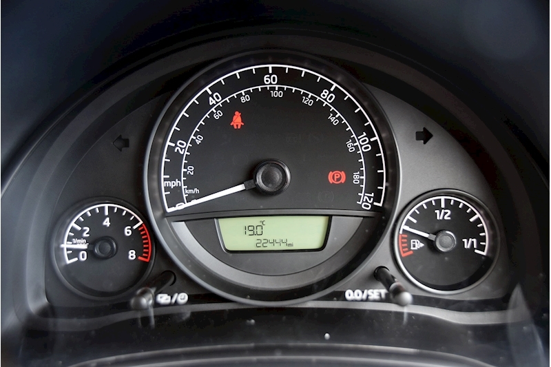 Skoda Citigo Black Edition Mpi Hatchback 1.0 Manual Petrol