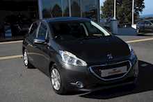 14/14 Peugeot 208 Style