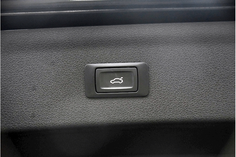 Audi Q3 Tfsi S Line Estate 1.4 Semi Auto Petrol