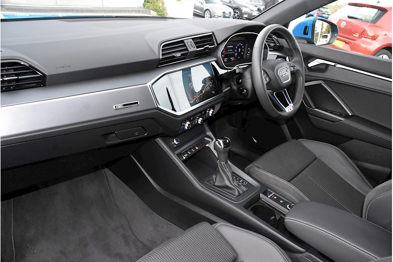 Audi Q3 Tfsi S Line Estate 1.5 Semi Auto Petrol