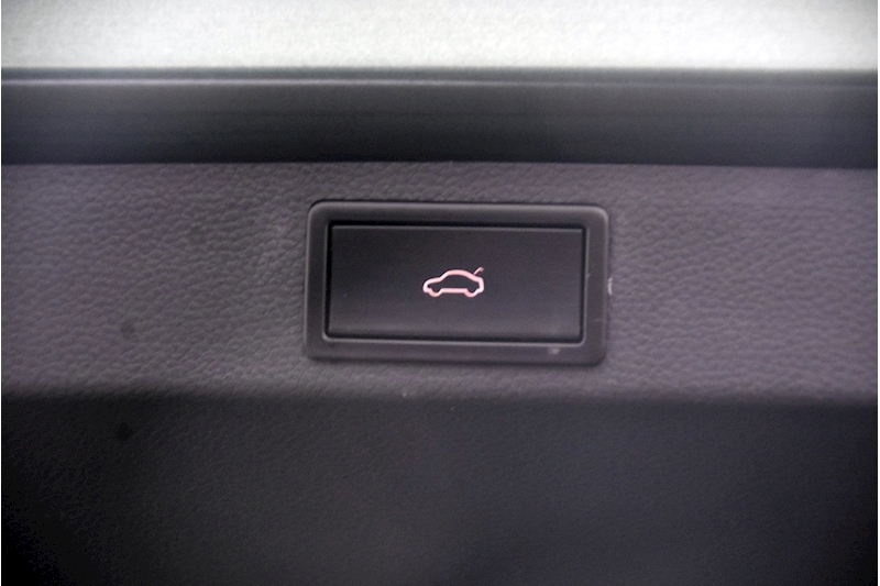 Skoda Karoq Se L Tsi Dsg Estate 1.5 Semi Auto Petrol