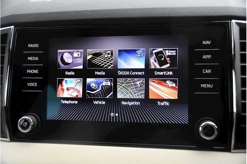 Skoda Karoq Se L Tsi Dsg Estate 1.5 Semi Auto Petrol