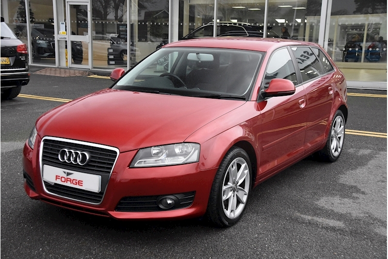 Audi A3 Tdi Sport Hatchback 1.6 Manual Diesel