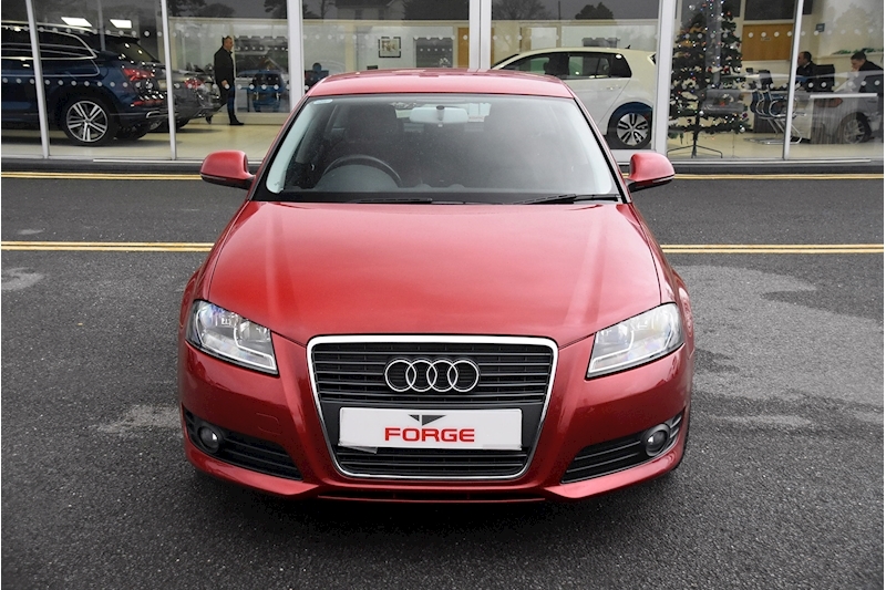 Audi A3 Tdi Sport Hatchback 1.6 Manual Diesel