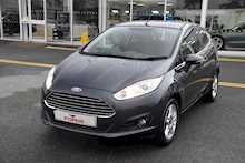 63/13 Ford Fiesta Zetec 1.2 Manual Hatchback