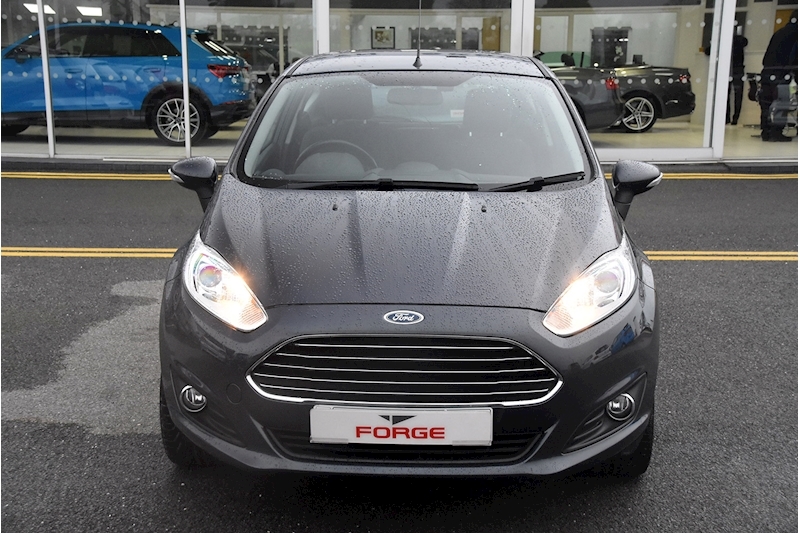 Ford Fiesta Zetec Hatchback 1.2 Manual Petrol