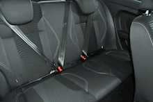 63/13 Ford Fiesta Zetec 1.2 Manual Hatchback