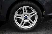 63/13 Ford Fiesta Zetec 1.2 Manual Hatchback