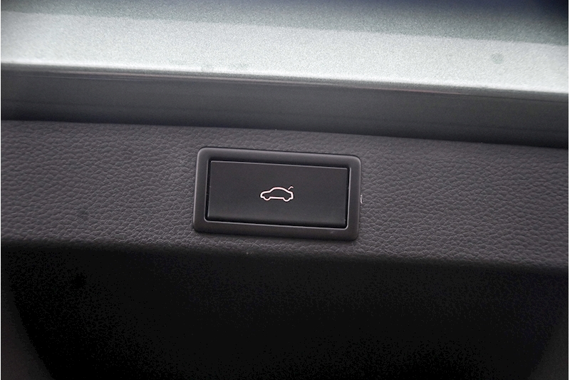 Skoda Karoq Se L Tsi Dsg Estate 1.5 Semi Auto Petrol