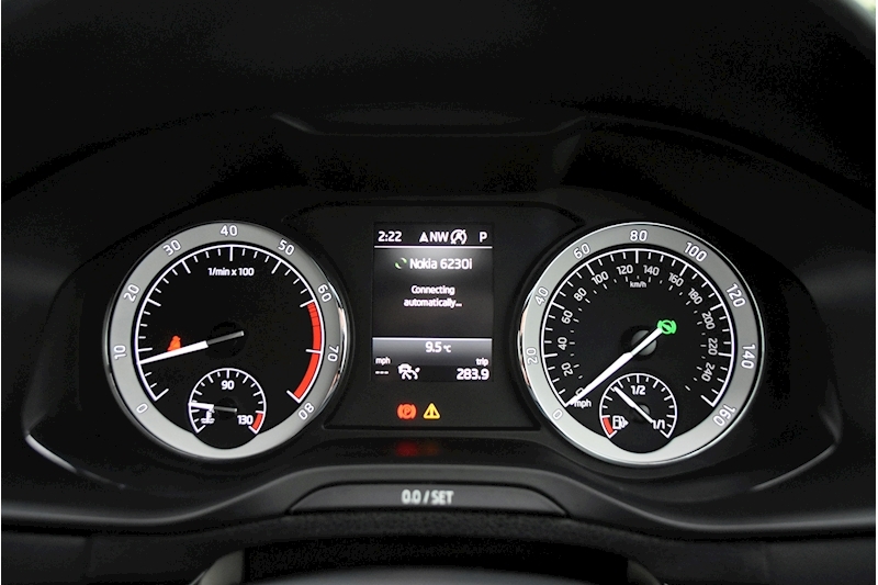 Skoda Karoq Se L Tsi Dsg Estate 1.5 Semi Auto Petrol