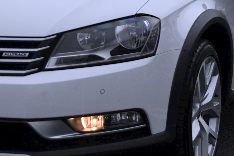 Volkswagen Passat Alltrack Tdi Bluemotion Tech 4Motion Dsg Estate 2.0 Semi Auto Diesel