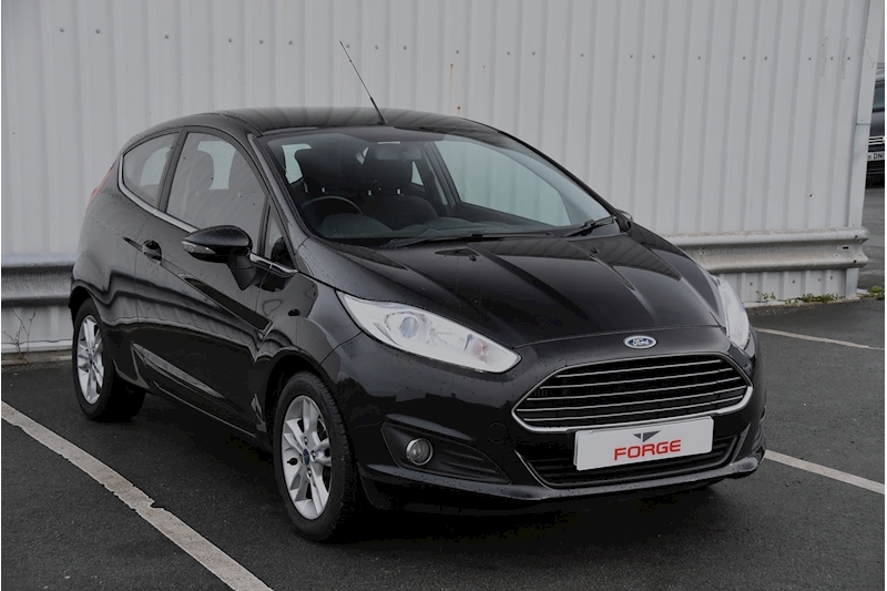 Ford Fiesta Zetec Hatchback 1.5 Manual Diesel