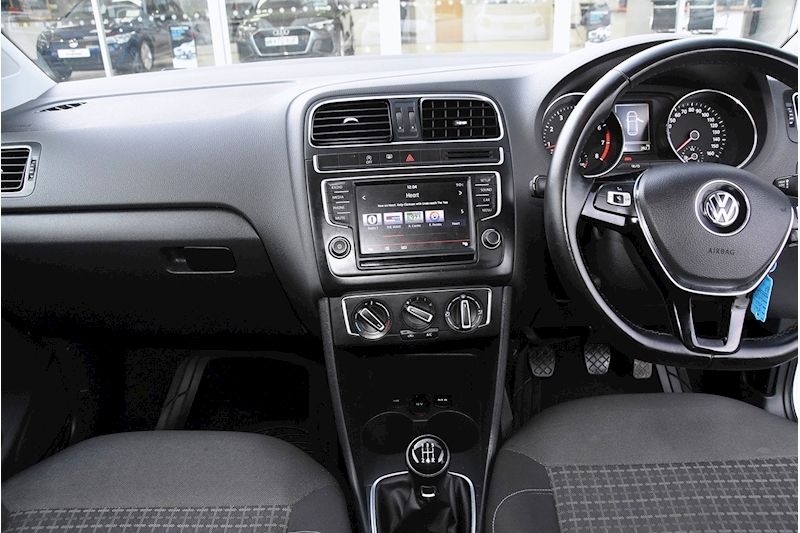 Volkswagen Polo SE Hatchback 1.0 Manual Petrol