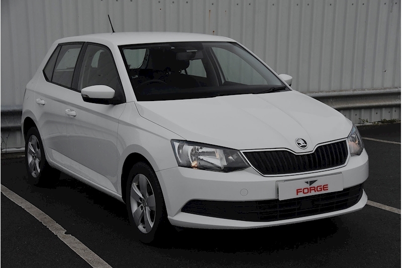 SKODA Fabia SE 1.0 5dr Hatchback Manual Petrol