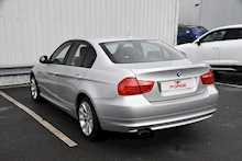 10/10 BMW 320i SE BUSINESS EDITION Petrol 170ps Saloon 6 speed manual