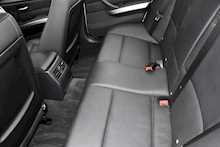 10/10 BMW 320i SE BUSINESS EDITION Petrol 170ps Saloon 6 speed manual