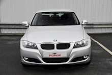 10/10 BMW 320i SE BUSINESS EDITION Petrol 170ps Saloon 6 speed manual