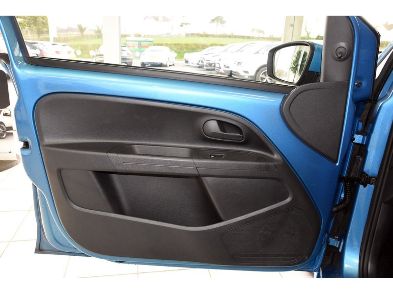 SKODA 1.0 Colour Edition Hatchback 5dr Petrol (60 ps)