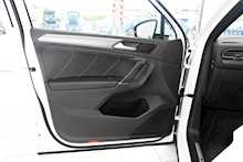 18/18 VW TIGUAN R LINE TDI BMT 4MO ESTATE 7 SPEED S AUTO DIESEL